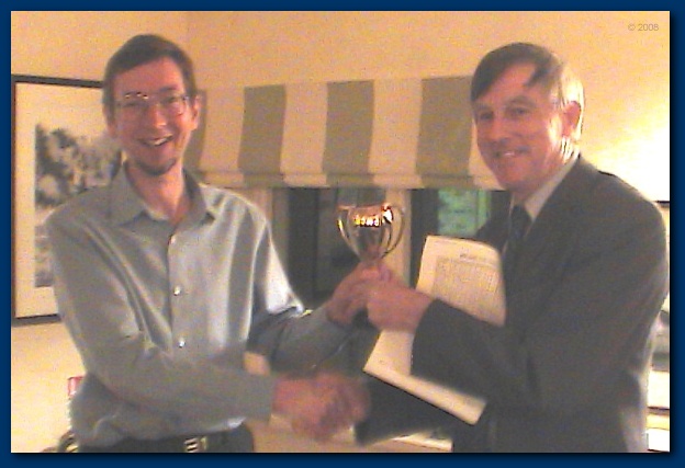 600x402 pixels (88K)